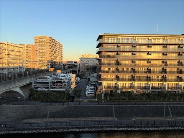 住戸からの眺望写真  写真撮影日：2026-01-12