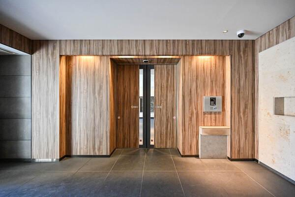 エントランスホール