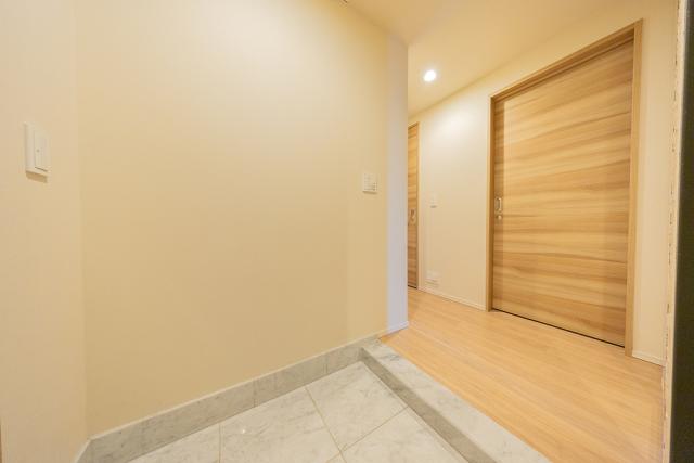 玄関  写真撮影日：2026-03-05