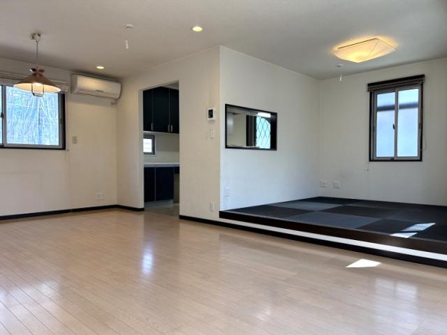 リビング  写真撮影日：2026-03-12