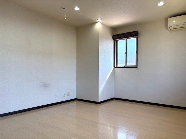 リビング以外の居室  写真撮影日：2026-03-12