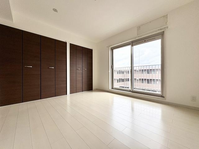 リビング以外の居室  写真撮影日：2026-03-26