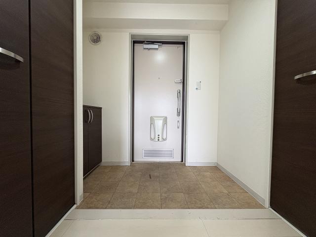 玄関  写真撮影日：2026-03-26