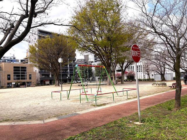 並木町東児童公園 210m 写真撮影日：2026-03-27