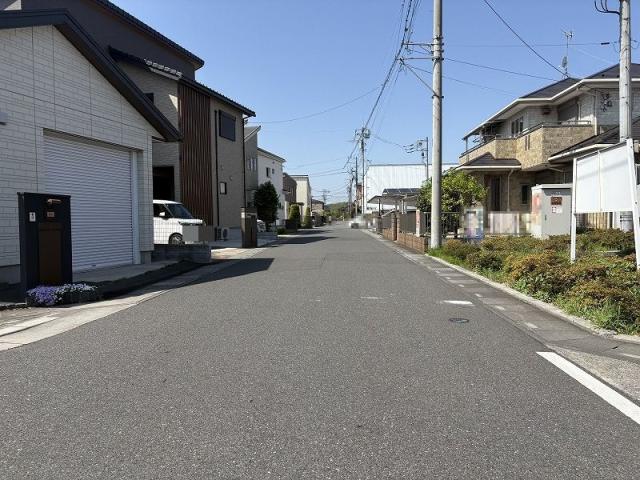 前面道路含む現地写真  写真撮影日：2026-04-11
