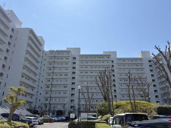 1984年築 / 西武池袋線「小手指」駅徒歩7分の立地