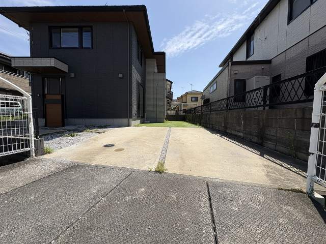 駐車場  写真撮影日：2026-04-30