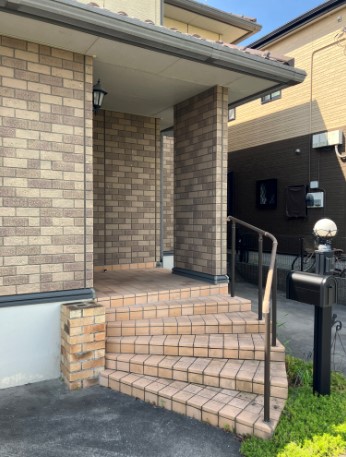 玄関アプローチ