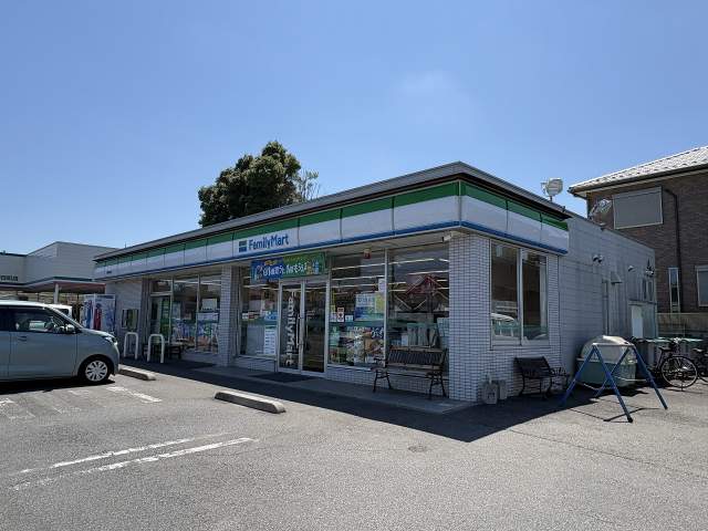 ファミリーマート入間春日町店 350m 写真撮影日：2026-07-10