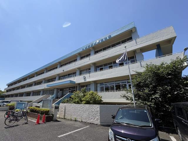 入間市立黒須中学校 1360m 写真撮影日：2026-07-10