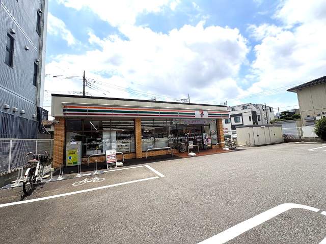 セブンイレブンさいたま天沼中央通り店 550m 写真撮影日：2026-07-27