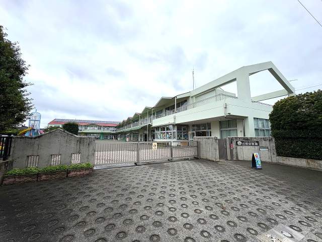 白梅幼稚園 357m 写真撮影日：2026-07-27