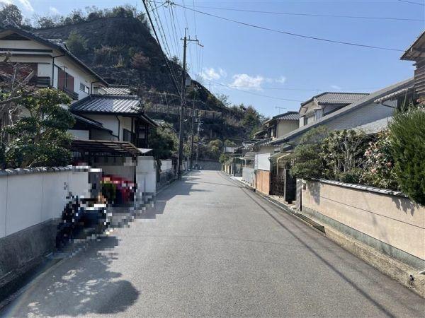 前面道路含む現地写真  写真撮影日：2024-08-04
