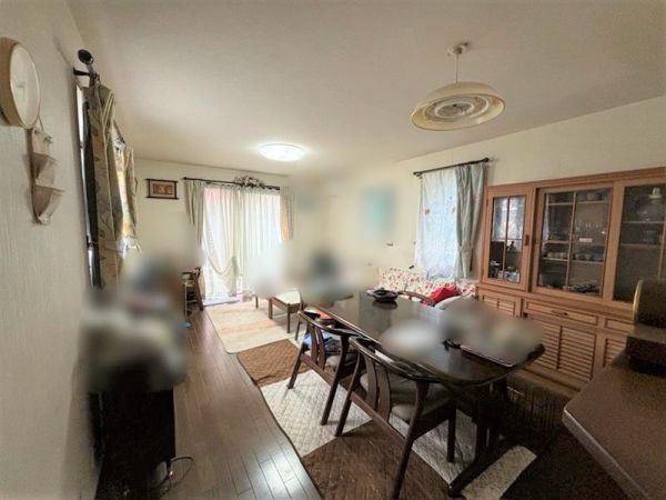 リビング  写真撮影日：2024-12-06