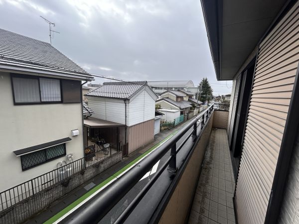 バルコニー  写真撮影日：2025-01-23