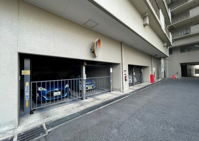 駐車場(共用設備)  写真撮影日：2025-08-23