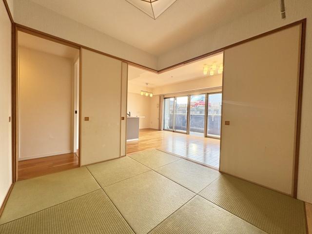 リビング以外の居室  写真撮影日：2026-04-02