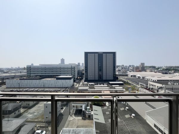 住戸からの眺望写真  写真撮影日：2025-04-20