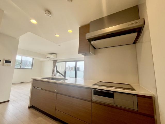 キッチン  写真撮影日：2025-10-10