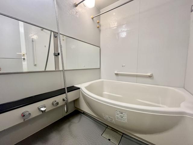 浴室  写真撮影日：2025-10-24