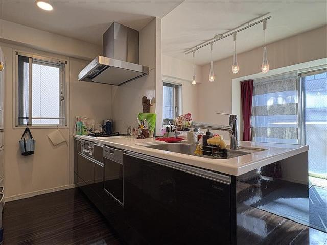 キッチン  写真撮影日：2025-12-08