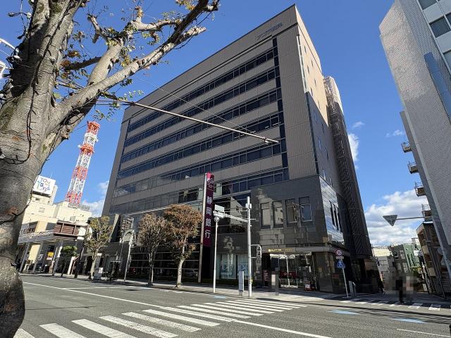 静岡銀行 沼津支店 450m 写真撮影日：2025-12-08