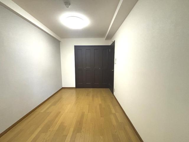 リビング以外の居室  写真撮影日：2025-12-13