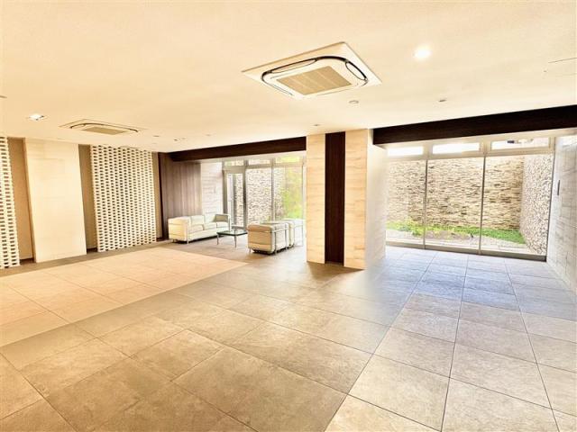 エントランス  写真撮影日：2025-12-20