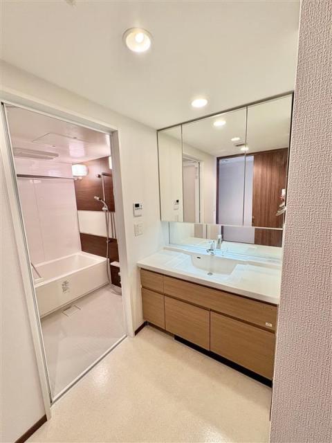 洗面台・洗面所  写真撮影日：2025-12-20