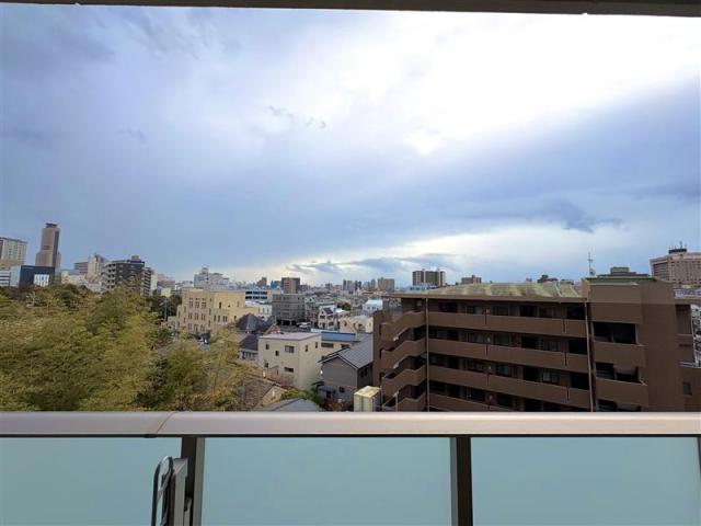 住戸からの眺望写真  写真撮影日：2025-12-20