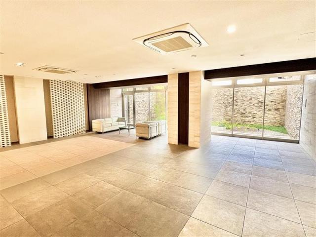 エントランス  写真撮影日：2025-12-20