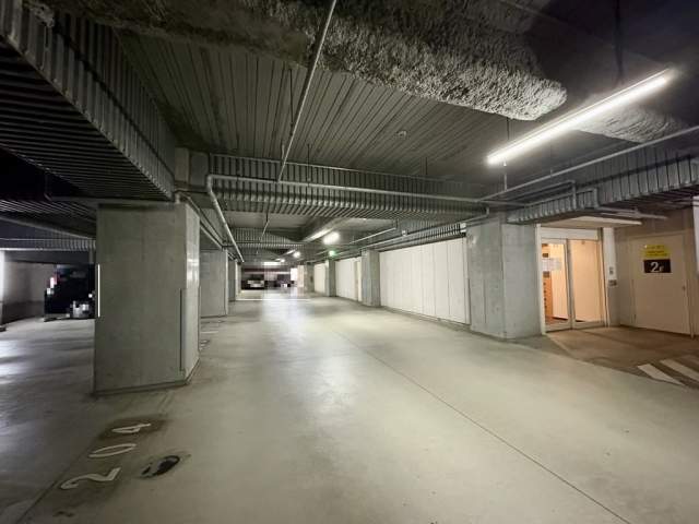 駐車場(共用設備)  写真撮影日：2026-07-20