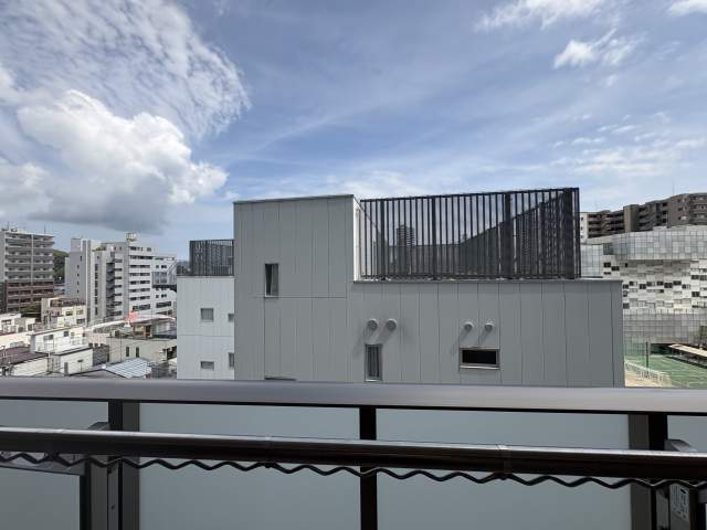 住戸からの眺望写真  写真撮影日：2026-08-23
