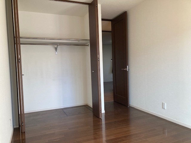 1階洋室クローゼット