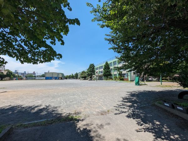 東大和市立第五小学校 170m 写真撮影日：2024-06-15 