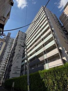 2010年築、地上14階建て総125戸のマンションです。空室ですので、お気軽にご連絡くださいませ。