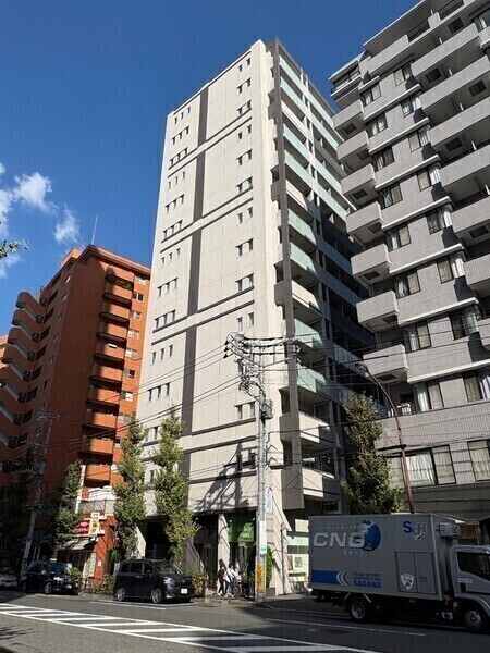 東京メトロ有楽町線「江戸川橋」駅徒歩2分。利便生活を愉しめる「神楽坂」エリアが生活圏内の立地です。