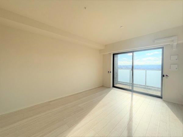 リビング  写真撮影日：2024-11-21