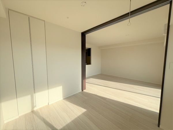 リビング以外の居室  写真撮影日：2024-11-21