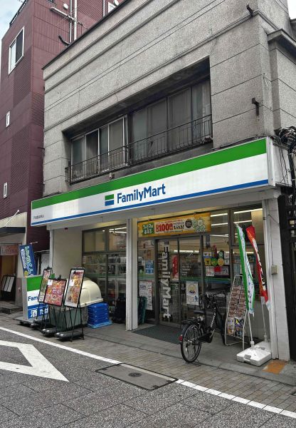 ファミリーマート 戸越銀座東店 135m 写真撮影日：2025-01-06 