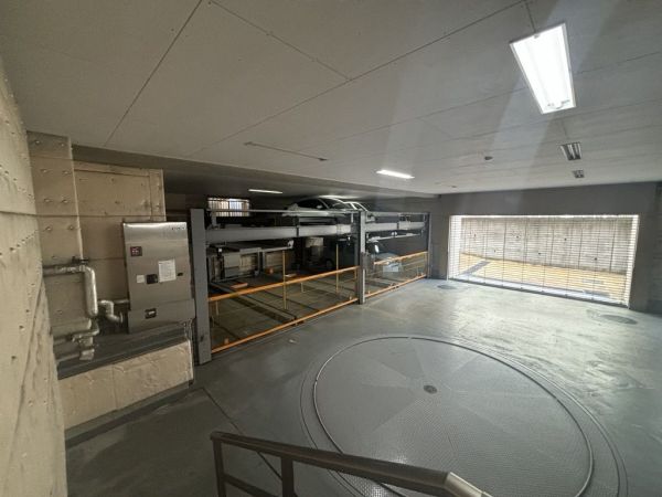 駐車場(共用設備)  写真撮影日：2025-02-10