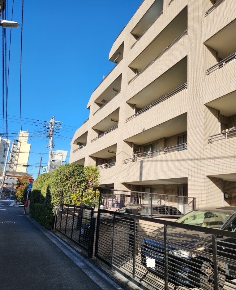 1階カーポート