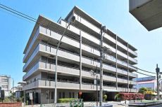 総戸数62戸、地上7階建オートロックマンション。日本ハウズイング株式会社により日勤管理されています。
