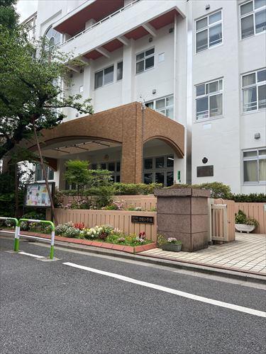 文京区立汐見小学校まで７１０ｍ