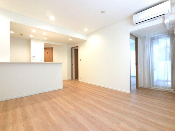 LDK※実際の写真をもとにCGで家具・その他イメージを配置。家具等は価格に含まれません。※現況引渡