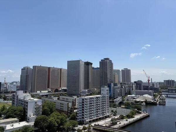 15階部分の南向き住戸につき、陽当たり・眺望良好です。