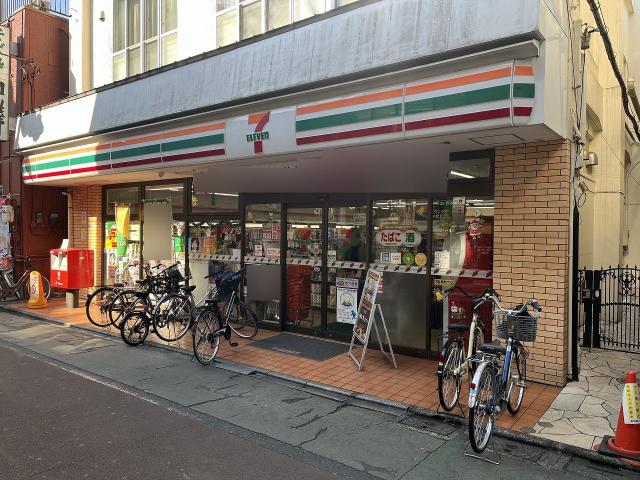 セブンイレブン東金町店 300m 写真撮影日：2025-07-31