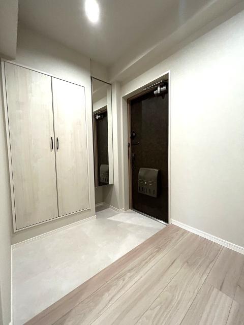 玄関  写真撮影日：2025-10-26