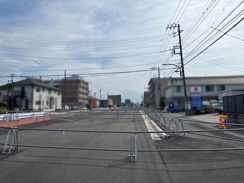 前面道路－２（２０２５年８月撮影）