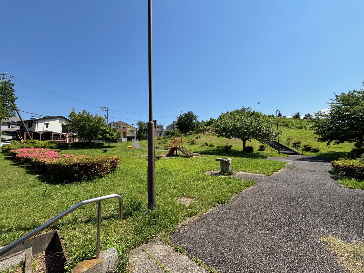 公園　七国君田公園まで約10m　徒歩1分